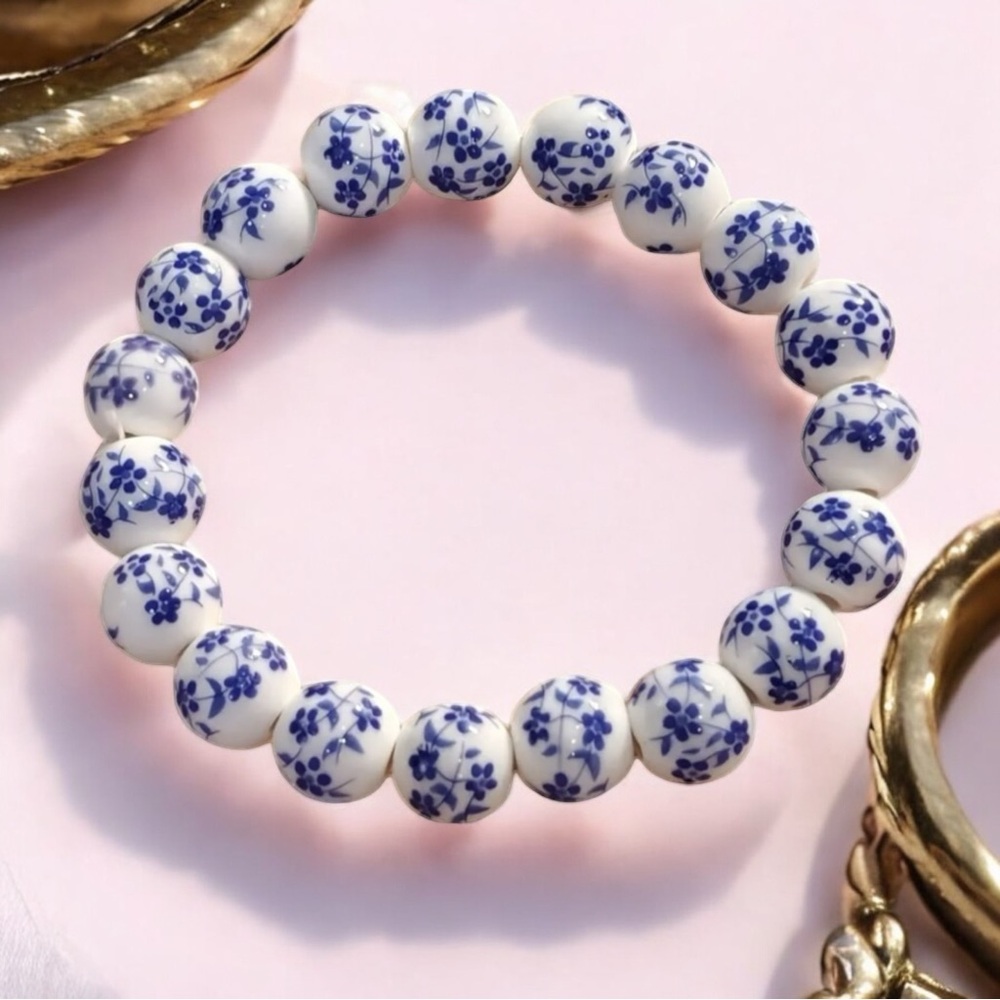 💙 Blue & White Chinoiserie Beaded Bracelet 💙